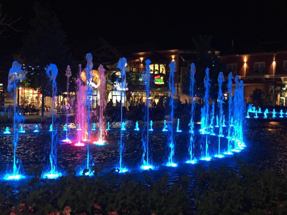 Gritz Carlton, Private Pool, Theater Rm, 1089 Of Free Tickets Each Paid Day, Dollywood And More Sevierville Exterior foto